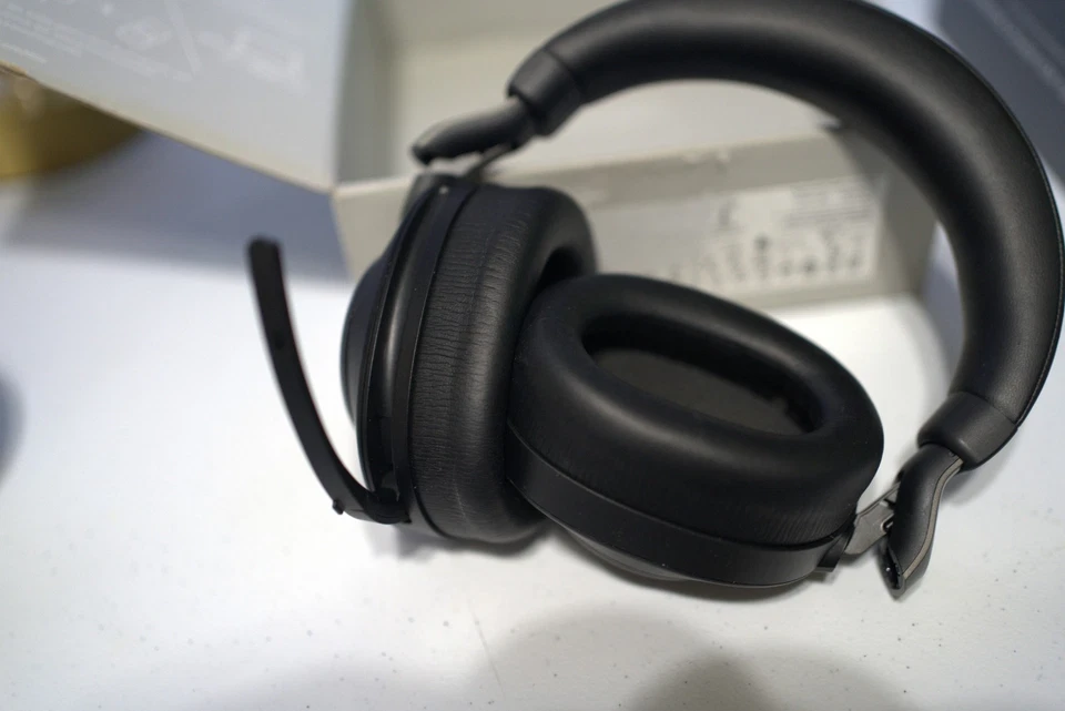 Jabra Evolve2 85 Stereo Wireless Headset (UC, USB-C) - Black Headset Only - Image 3 of 4