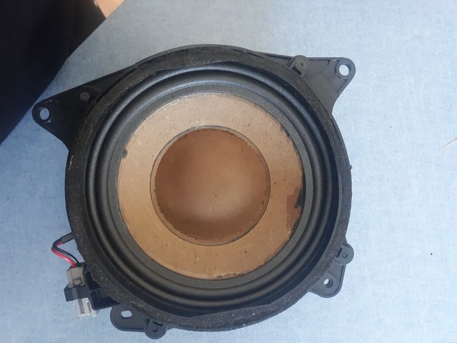 lexus ls430 subwoofer