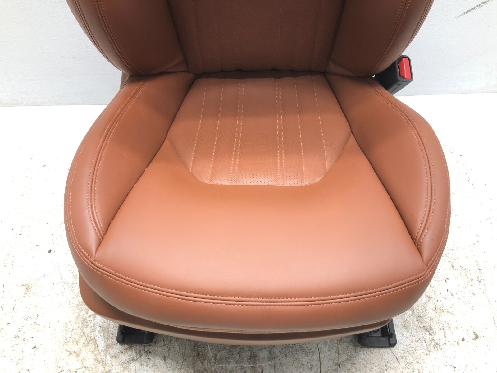 2017-2020 MASERATI LEVANTE RIGHT PASSENGER FRONT HEATED LEATHER SEAT OEM.