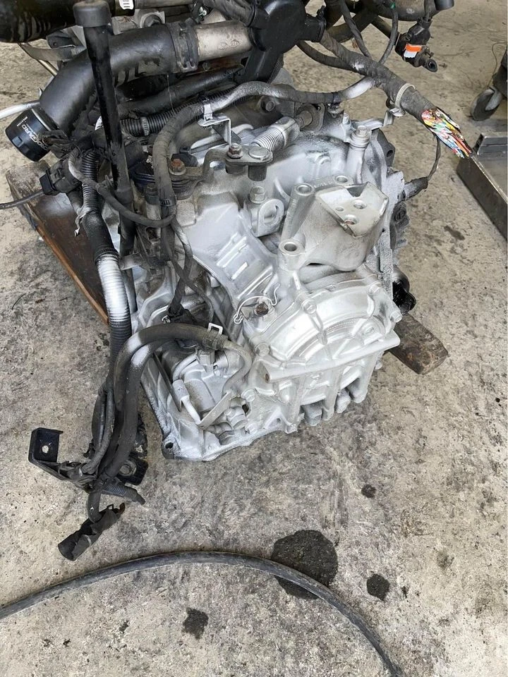 Hyundai Elantra 2008 2009 transmisión manual sedán 2,0 L 70 k millas fabricante de equipos originales Foto 3 de 4