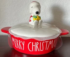 Rae Dunn Peanuts MERRY CHRISTMAS Snoopy Brie Baker, Baking Dish With Lid NWT!