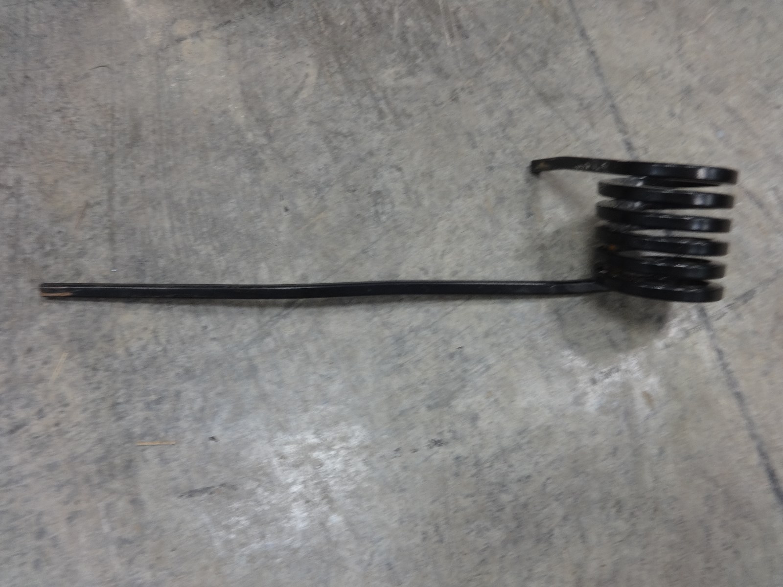 SKI DOO XP MXZ GSX RENEGADE SUMMIT LEFT REAR TORSION SPRING 503192081