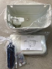 Cassetta esterna Abu Plast in plastica bianca con coperchio per il WC del bagno