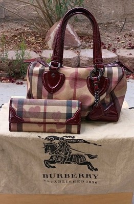Burberry Supernova Heart Chester Bowling Bag and matching Wallet Set +Dust Cover