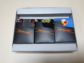 RARE Nintendo Licensed NES Socks Set of 3 (Super Mario / Donkey Kong / Zelda)