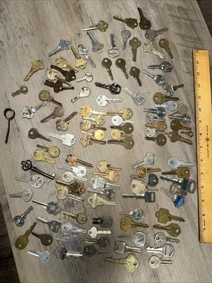 Vintage Lot of Keys! Variety of  Styles & Shapes! See Pics! #2