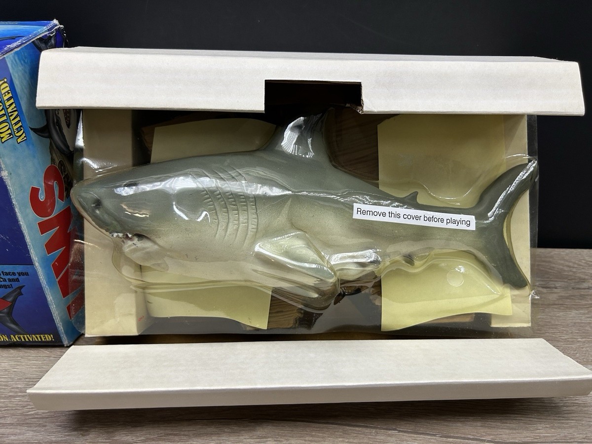 Jaws Singing & Dancing Motion Activated Great White Shark by Gemmy