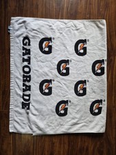 Wincraft Gatorade Towel White 21.5x38 Spell Out Logo