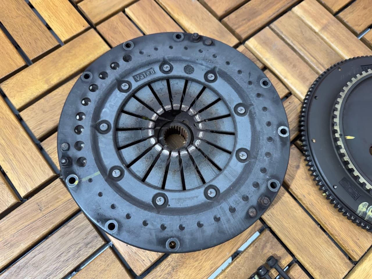 Ferrari F430 Clutch Discs + flywheel Used # 222090/230425