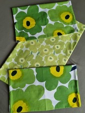 Set MARIMEKKO Fabrics "UNIKKO " Curtains 25 x 114" 2 Pillowcase 17.5 x 21"