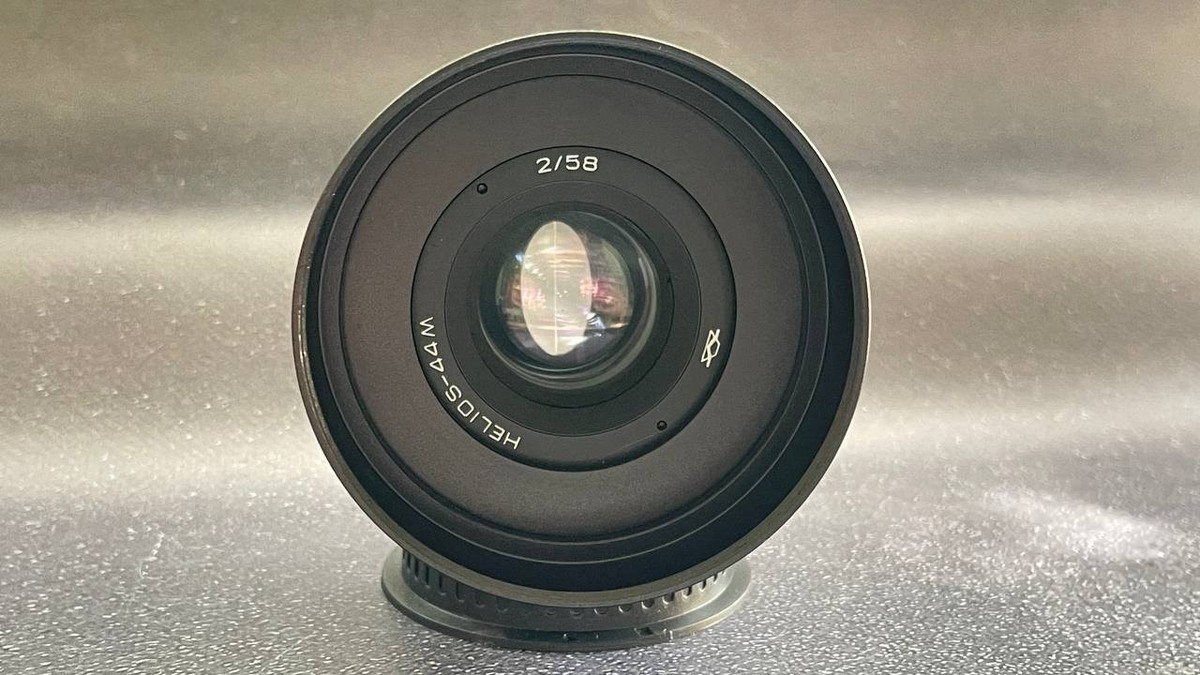 KMZ HELIOS 44 2/58mm Cine mod lens Anamorphic BOKEH & FLARE Canon