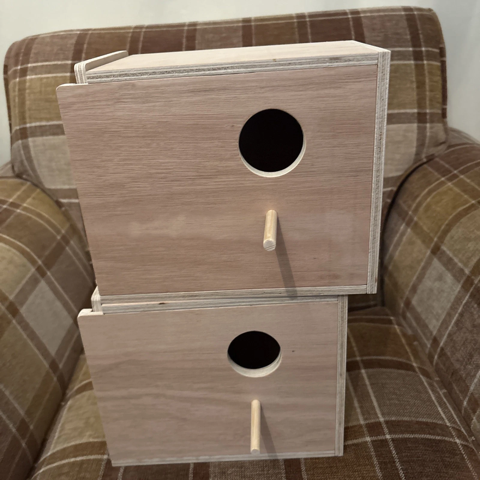 2 X Oversized Exhibition Budgie Breeding Boxes Size 9” x 7”x 6” with concaves.