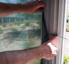 SUN SCREEN SHADE KNITTED PRIVACY FENCE GREEN 60% 6' X 100' ROLL 