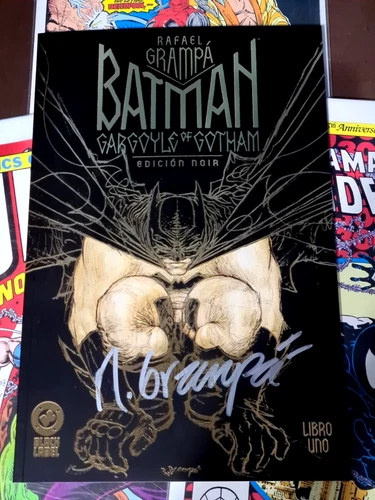 Batman Gargoyle of Gotham 1 Noir Edition Signed by Rafael Grampa CCXP Exclusive