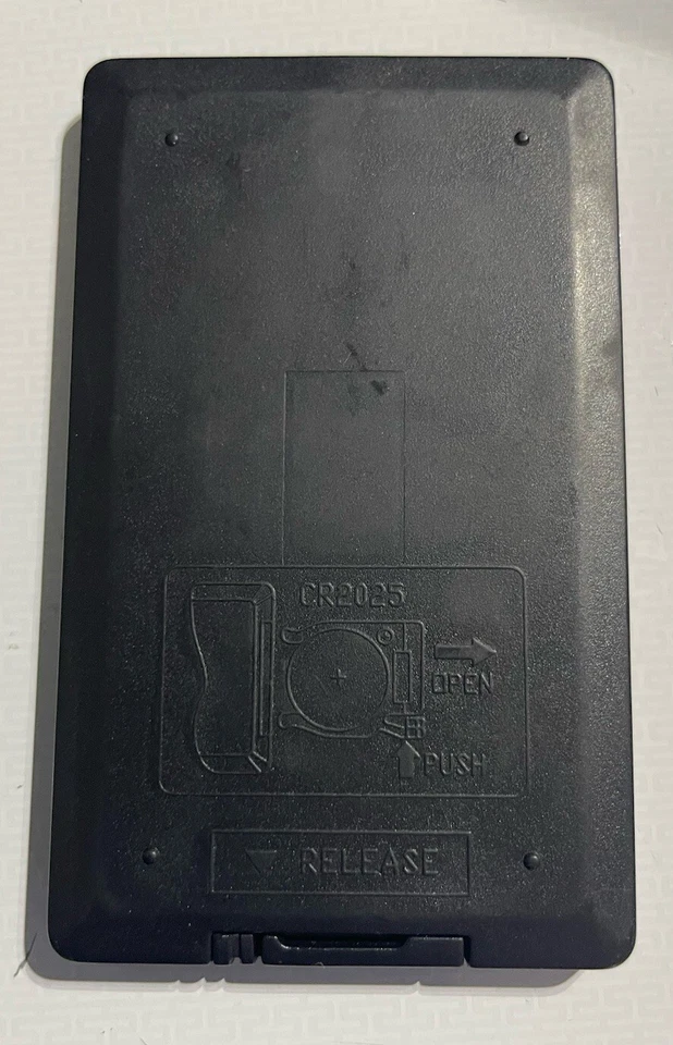 GPX HM3817DT-BLKN Vertical CD Player AM/FM Radio Music System With Remote! - Image 2 of 4