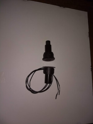 NEW Interlogix 1078C-M Recessed Steel Door Magnetic Contact 3/4'' Brown