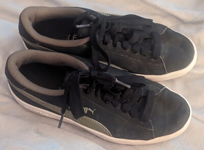 Puma Smash V2 Youth Size 4 Suede Sneakers 365182-11 Black Tan Gray Size 4C