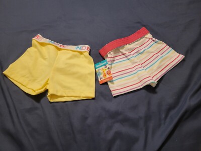 Garanimals toddler shorts 2T 2pack Yellow And Multicolor Brand New