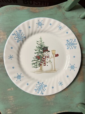 Vintage Christmas Village Snowman Snowflakes Tree Plate Swirl Rim 10 1/4 