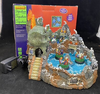 LEMAX SKULL RIVER HAUNTED AMUSEMENT PARK RIDE LIGHTS & SOUNDS SIGNATURE SERIES