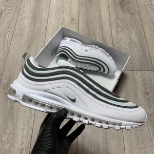 nike trainers reflective