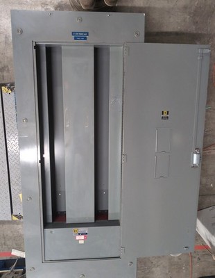 Square D HCM I-Line Panelboard 600A 277/480V 3PH 66 Space MLO Panel 600Amp SP202