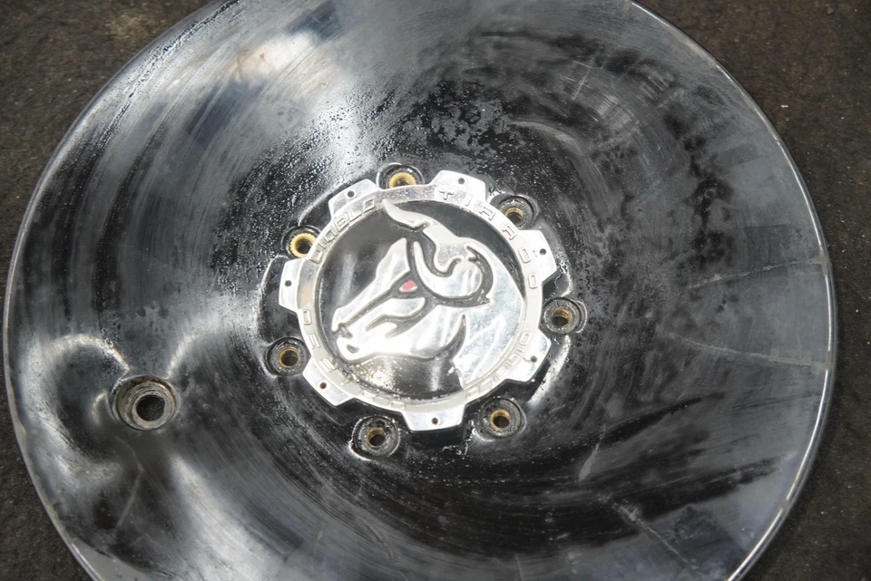 Conjunto de tampa de cubo aro de roda central acabamento Diablo Tirado Design Hummer H2 2006 - Imagem 3 de 4