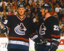 Henrik Sedin & Daniel Sedin Licensed 8X10 Photo VANCOUVER CANUCKS