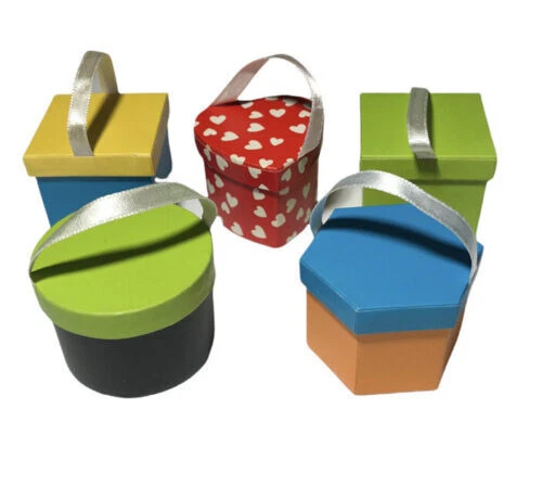 Disney Hat Box 5 Pins Set Jimmy Minnie Donald Goofy Pluto (Cast Member Edition) - Image 2 of 4