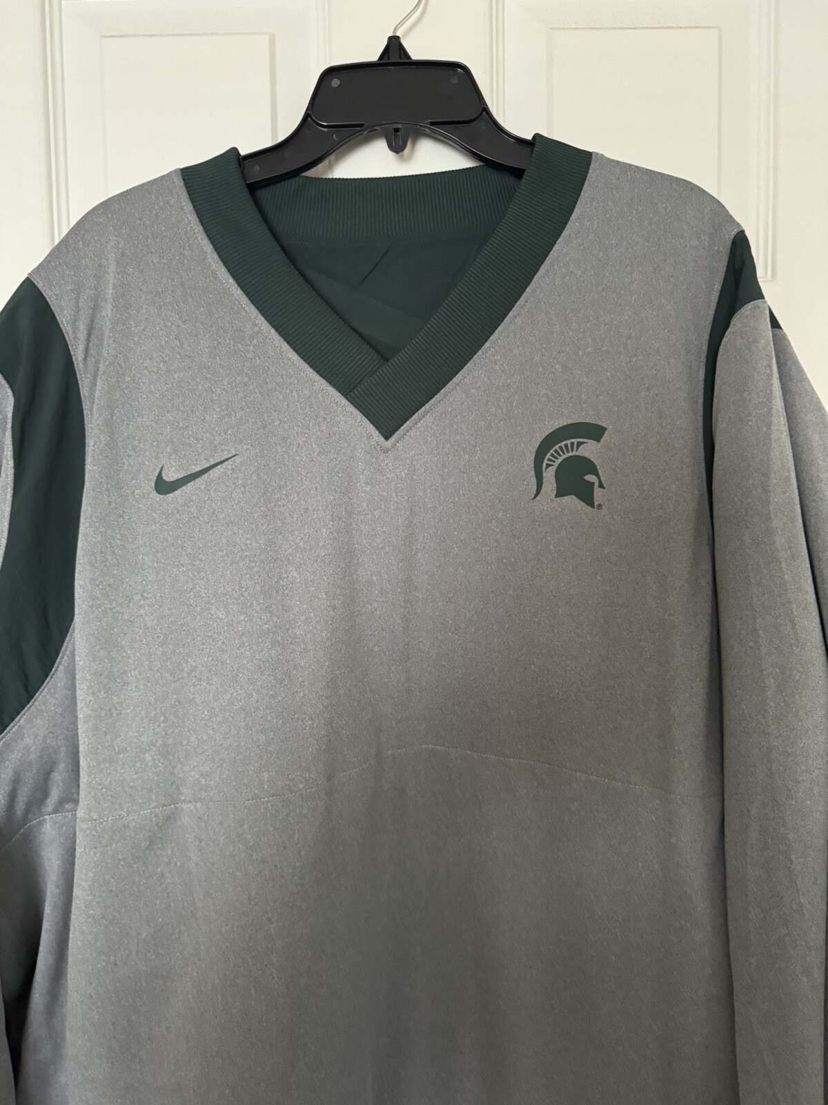 SACAI X NIKE Maglione Nike Uomo XXL Michigan State Spartans Team Issued Reversibile Scollo a V NUOVO