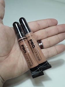 makeup pro concealer