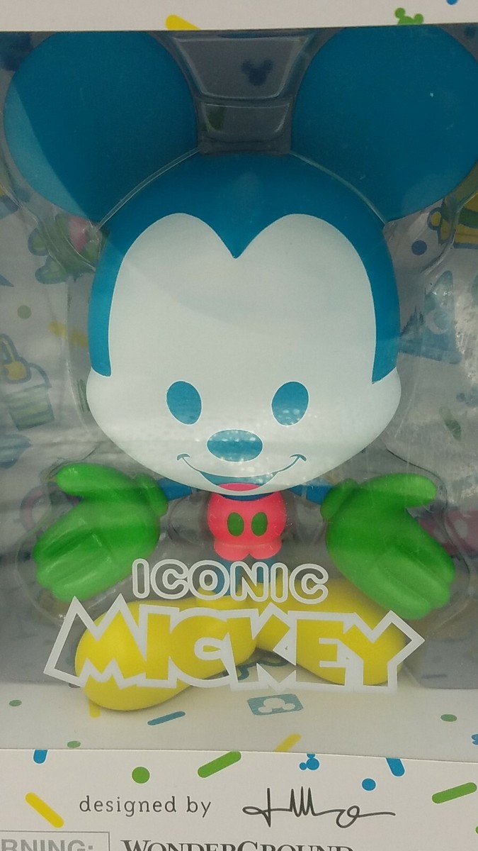 ICONIC MICKEY SPECIAL EDITION DISNEY VINYL 7