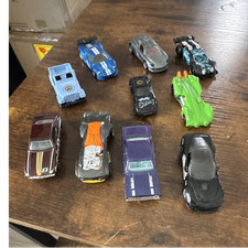 Hot Wheels 1:64 Diecast Car Lot Multi-Color Unopened VW Type 2 2009