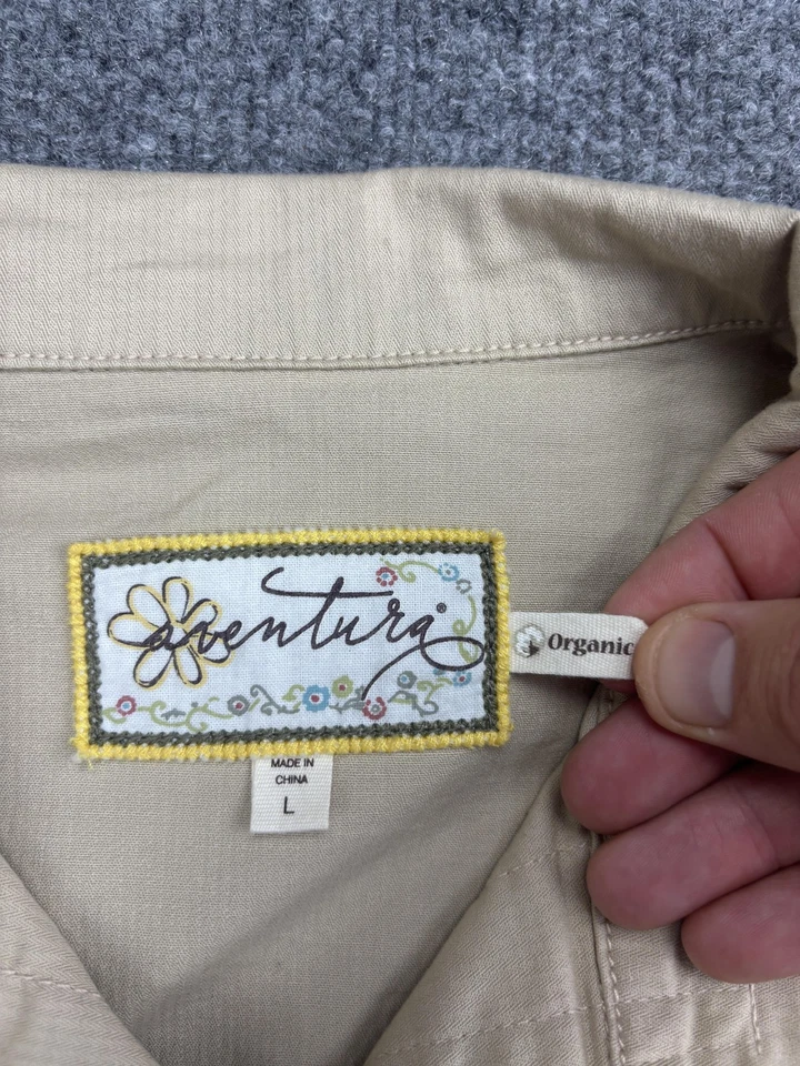 Chaqueta Aventura para mujer grande beige algodón orgánico utilitario safari bolsillos de campo Foto 2 de 4
