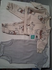 6 Month Winnie The Pooh Set  Carter bodysuit
