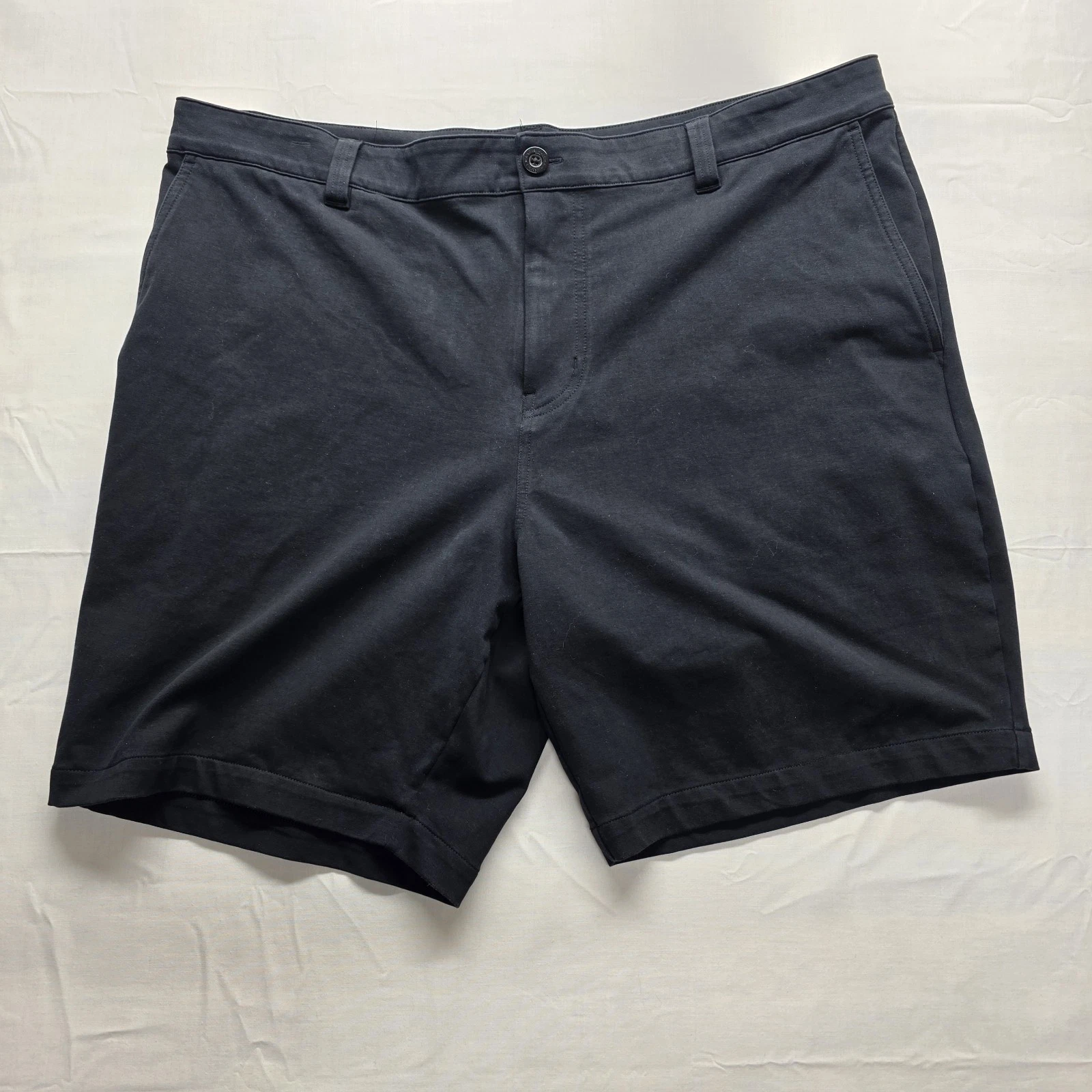 Travis Mathew Golf Bermuda Shorts Men's 38 Black Quick Dry Stretch