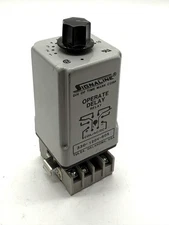 Signaline 330-120V-60S Operate Delay Relay With Socket Base 120V 0-60 SEC 8 Pin