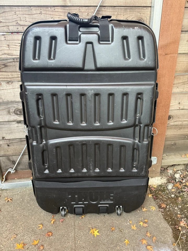 Estuche rígido para bicicleta de transición de ida y vuelta Thule 699 (versión MTB/carretera) + bolsas y herramientas Foto 2 de 4