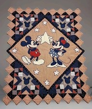 VTG EUC Disney Mickey Minnie Mouse Cotton Patchwork Quilt 40x32 Wallhanger
