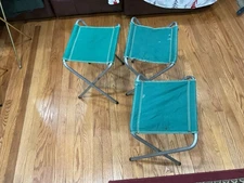 SET OF 3 VINTAGE CRESTLINE GREEN CANVAS CAMPING FOLDING STOOLS OR CHAIRS USED
