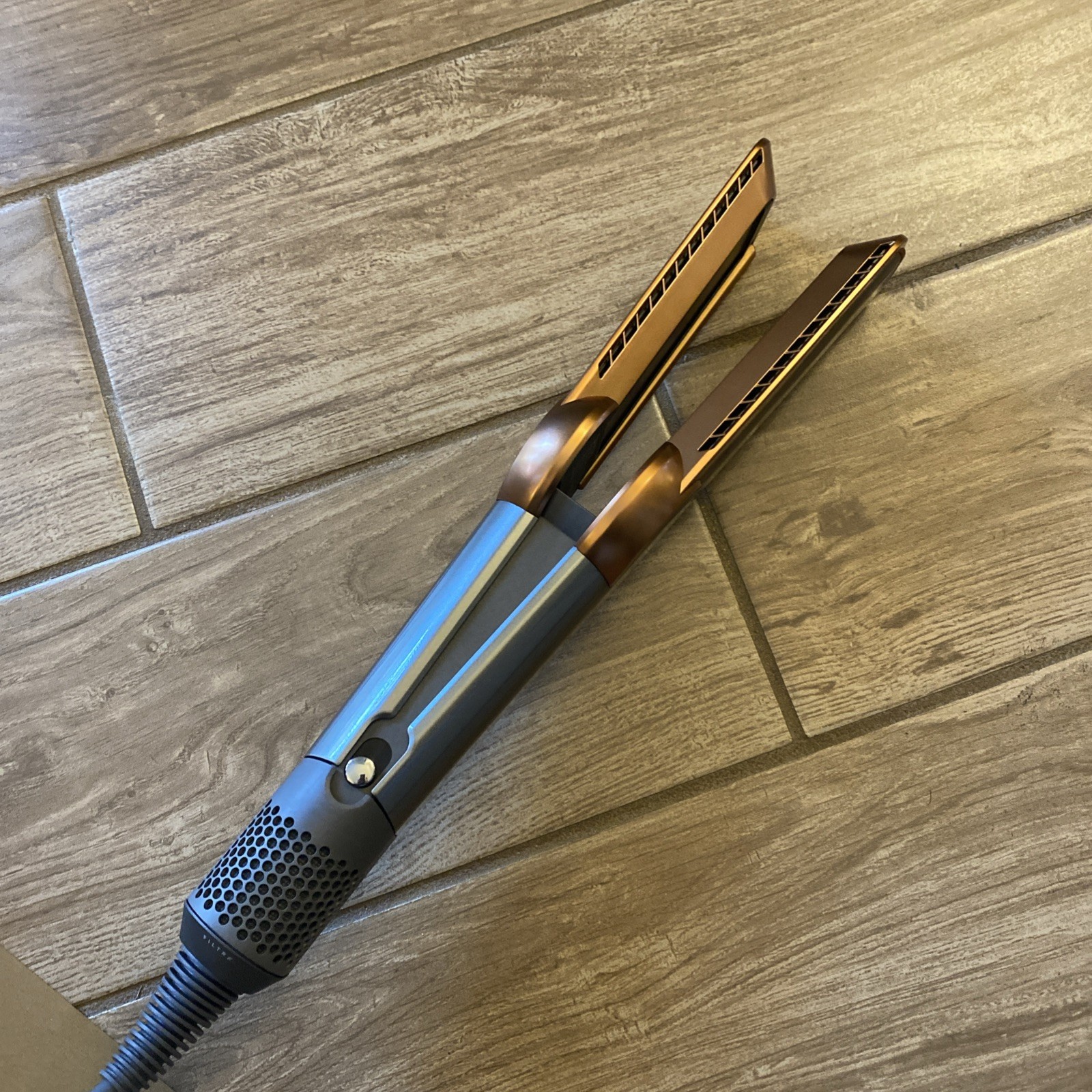 Dyson Airstrait Straightener Nickel / Copper | Air Straight