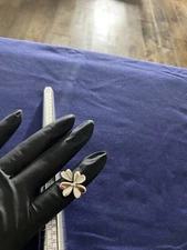 Authentic PANDORA Sterling Silver 925 Ale Moving Clover Flower Ring 197949