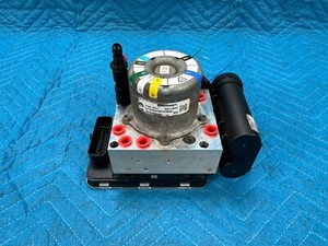 RAM 1500 Air Suspension Compressor Assembly 72K 2019 OEM