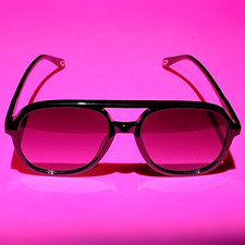 MASDUN Women's Retro Sunglasses Black Color 