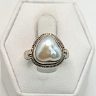 STUNNING .925 Vintage Sterling Silver Estate Ring Size 4.5 Pearl Like stone