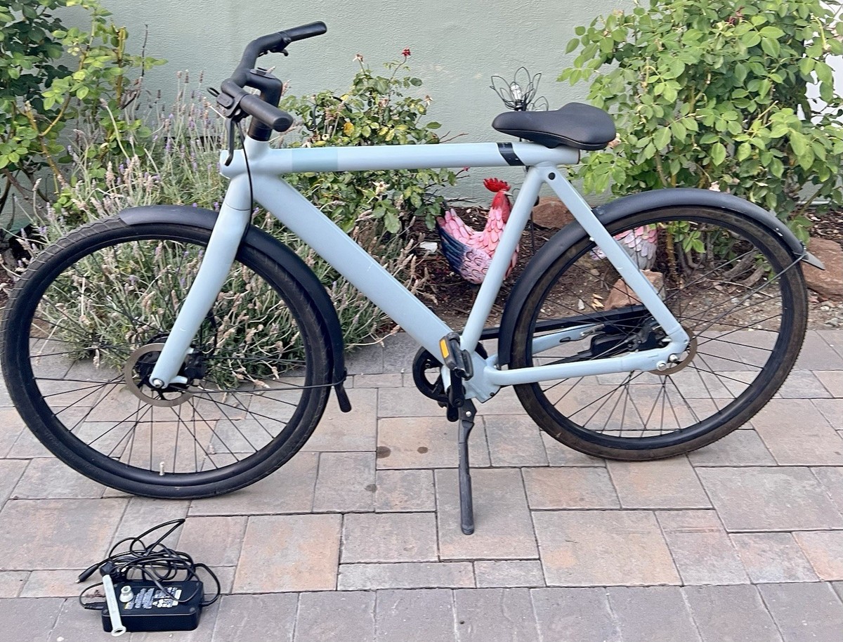 VanMoof S3 Class 1 electric bike designed for urban