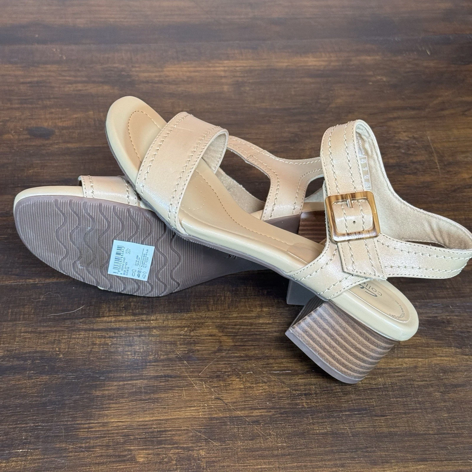 Clarks Collection Sandali con tacco in pelle beige donna 9