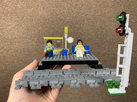 Lego City Passenger Train Series Set 7938 Remote Control w/ Mini Figs & Tracks
