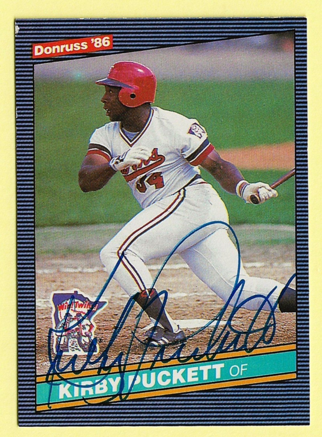 1986 Topps 72 Kirby Puckett  HOF signed (R003)