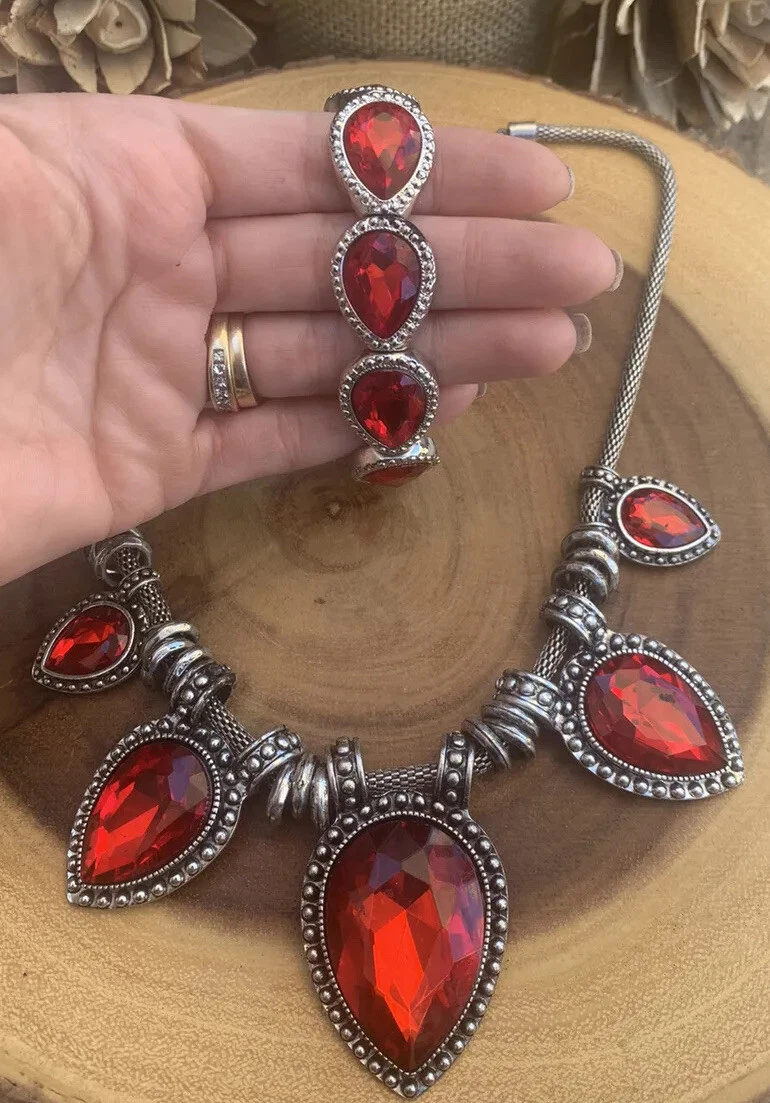 ELEGANT RUBY RED GLASS Gem Statement Necklace And Bracelet Set Silver Tone